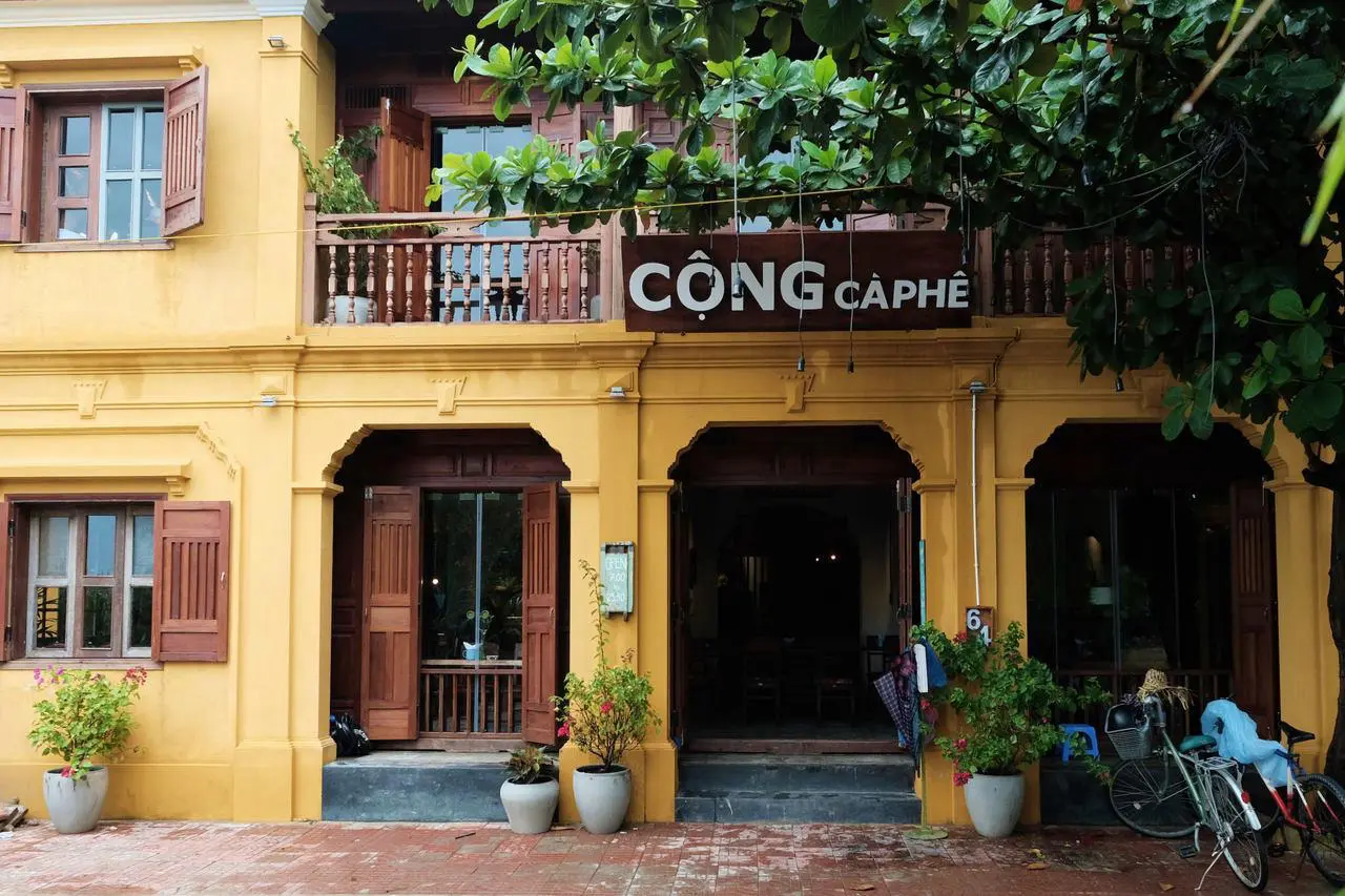 Top 21 Qu&aacute;n Caf&eacute; Phố Cổ Biết Chiều Chuộng Bạn Từ View Đến Vị 26