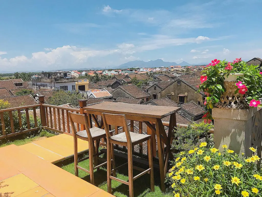 Top 21 Qu&aacute;n Caf&eacute; Phố Cổ Biết Chiều Chuộng Bạn Từ View Đến Vị 9
