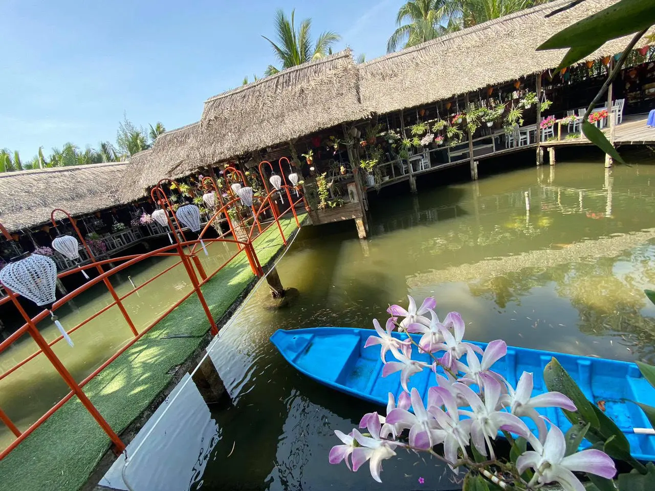 Top 21 Qu&aacute;n Caf&eacute; Phố Cổ Biết Chiều Chuộng Bạn Từ View Đến Vị 17