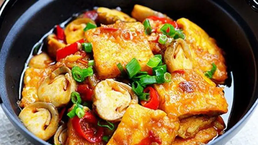 Vinh Hung Restaurant Hoi An - Nh&agrave; h&agrave;ng m&oacute;n ăn Việt đầu ti&ecirc;n ở phố Hội 10