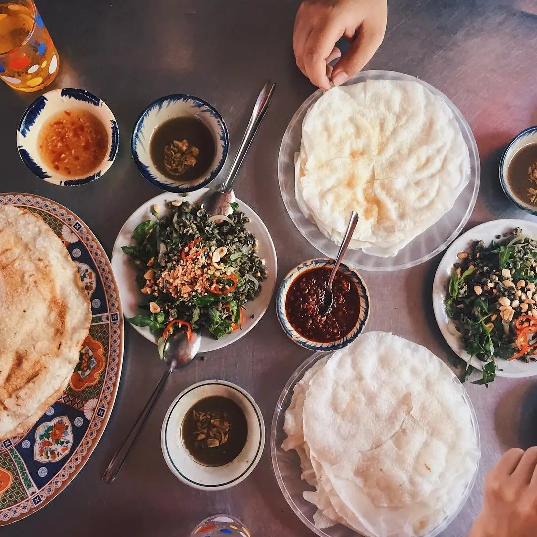 Điểm mặt gọi tên 6 địa điểm bán bánh đập Hội An ngon đậm đà hương vị xứ Quảng
