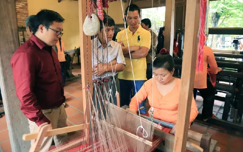 9 l&agrave;ng nghề Hội An l&acirc;u đời đ&aacute;ng để bạn tham quan 4