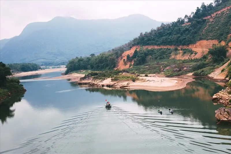 C&oacute; một Hội An đẹp cổ k&iacute;nh, l&atilde;ng mạn v&agrave; y&ecirc;n b&igrave;nh 3