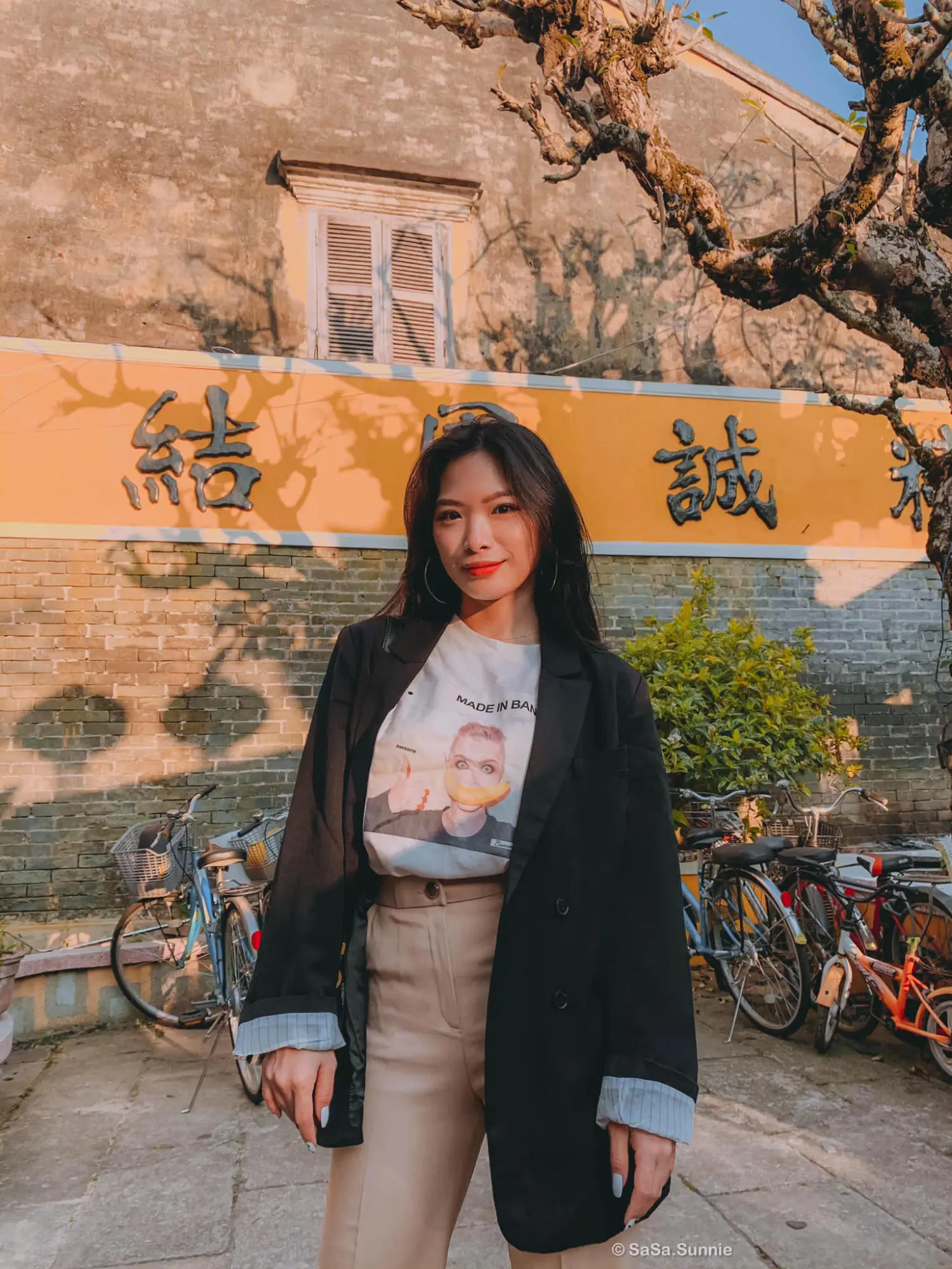 C&ugrave;ng 9x Song Uy&ecirc;n kh&aacute;m ph&aacute; phố cổ Hội An với vẻ đẹp nhuốm m&agrave;u thời gian đầy cảm x&uacute;c 10