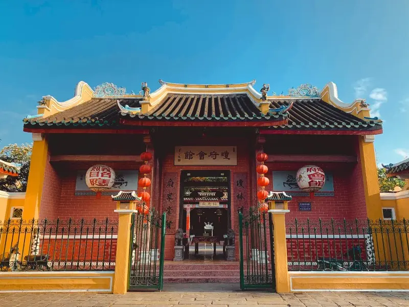 Hội An th&aacute;ng 4, khi nắng v&agrave;ng nhuộm đỏ cả v&ugrave;ng phố cổ 2