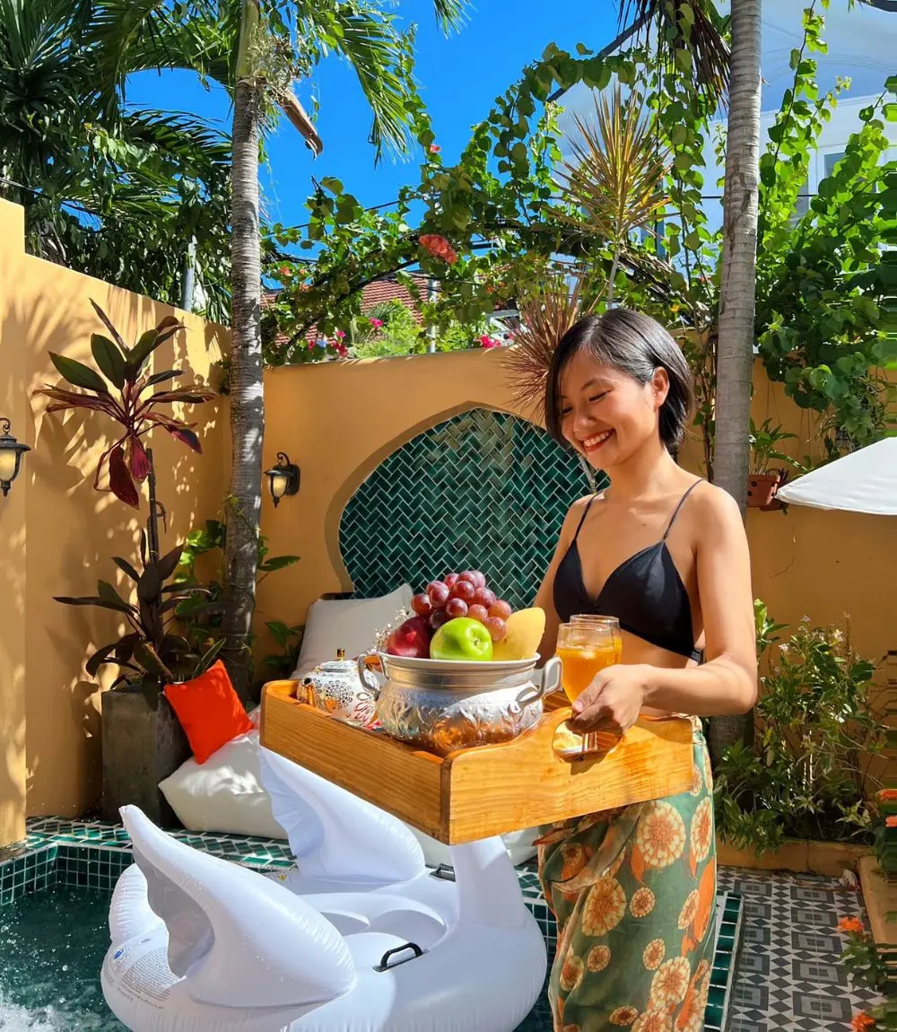 Lang thang Hội An qua từng ng&otilde; ng&aacute;ch c&ugrave;ng c&ocirc; n&agrave;ng Ho&agrave;ng Hoa 10