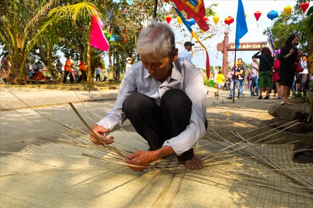 Lễ giỗ tổ l&agrave;ng mộc Kim Bồng Hội An - Vinh danh sự tinh hoa của tổ nghề mộc Kim Bồng 6