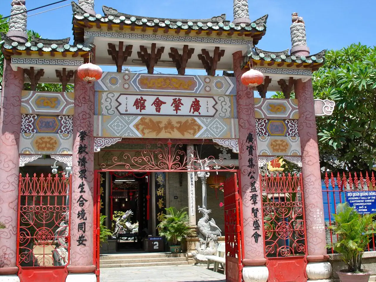 Kh&aacute;m ph&aacute; trọn vẹn vẻ đẹp y&ecirc;n b&igrave;nh nơi Phố cổ với những kinh nghiệm du lịch Hội An tự t&uacute;c cực xịn 9