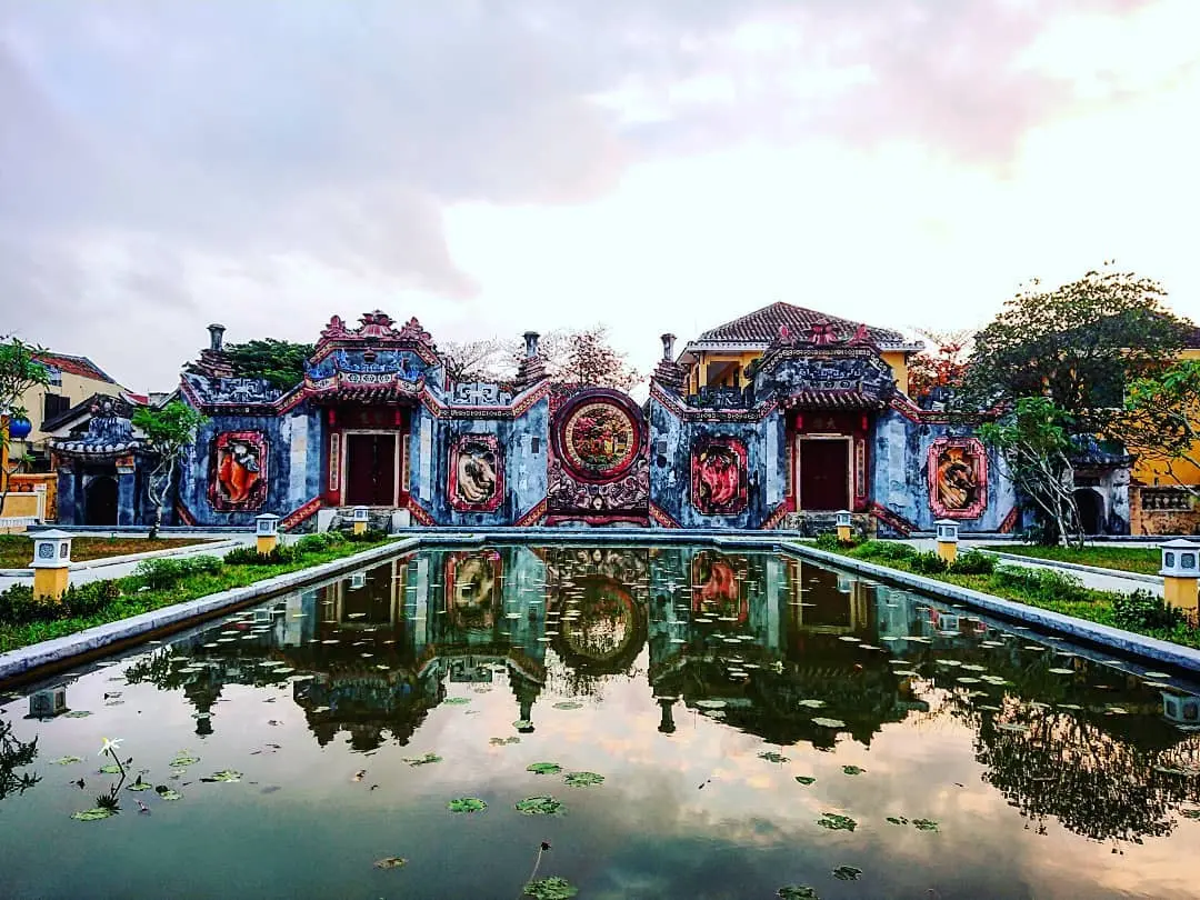 Kh&aacute;m ph&aacute; trọn vẹn vẻ đẹp y&ecirc;n b&igrave;nh nơi Phố cổ với những kinh nghiệm du lịch Hội An tự t&uacute;c cực xịn 22