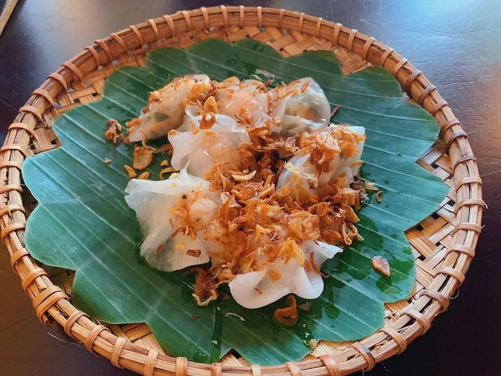 Kh&aacute;m ph&aacute; trọn vẹn vẻ đẹp y&ecirc;n b&igrave;nh nơi Phố cổ với những kinh nghiệm du lịch Hội An tự t&uacute;c cực xịn 26