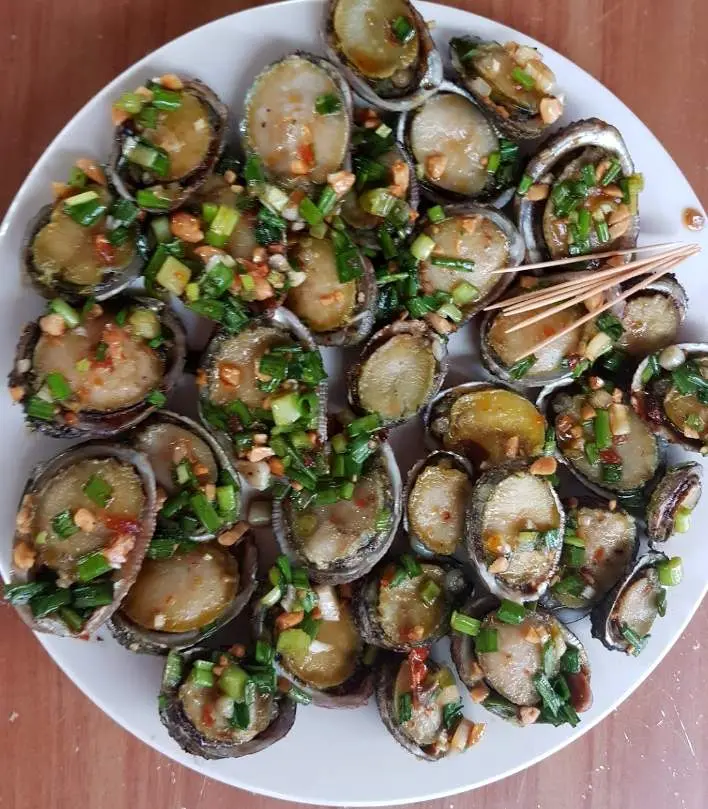 Một ng&agrave;y h&oacute;a th&acirc;n th&agrave;nh người con của biển cả v&agrave; lặn ngắm san h&ocirc; tại C&ugrave; Lao Ch&agrave;m 24
