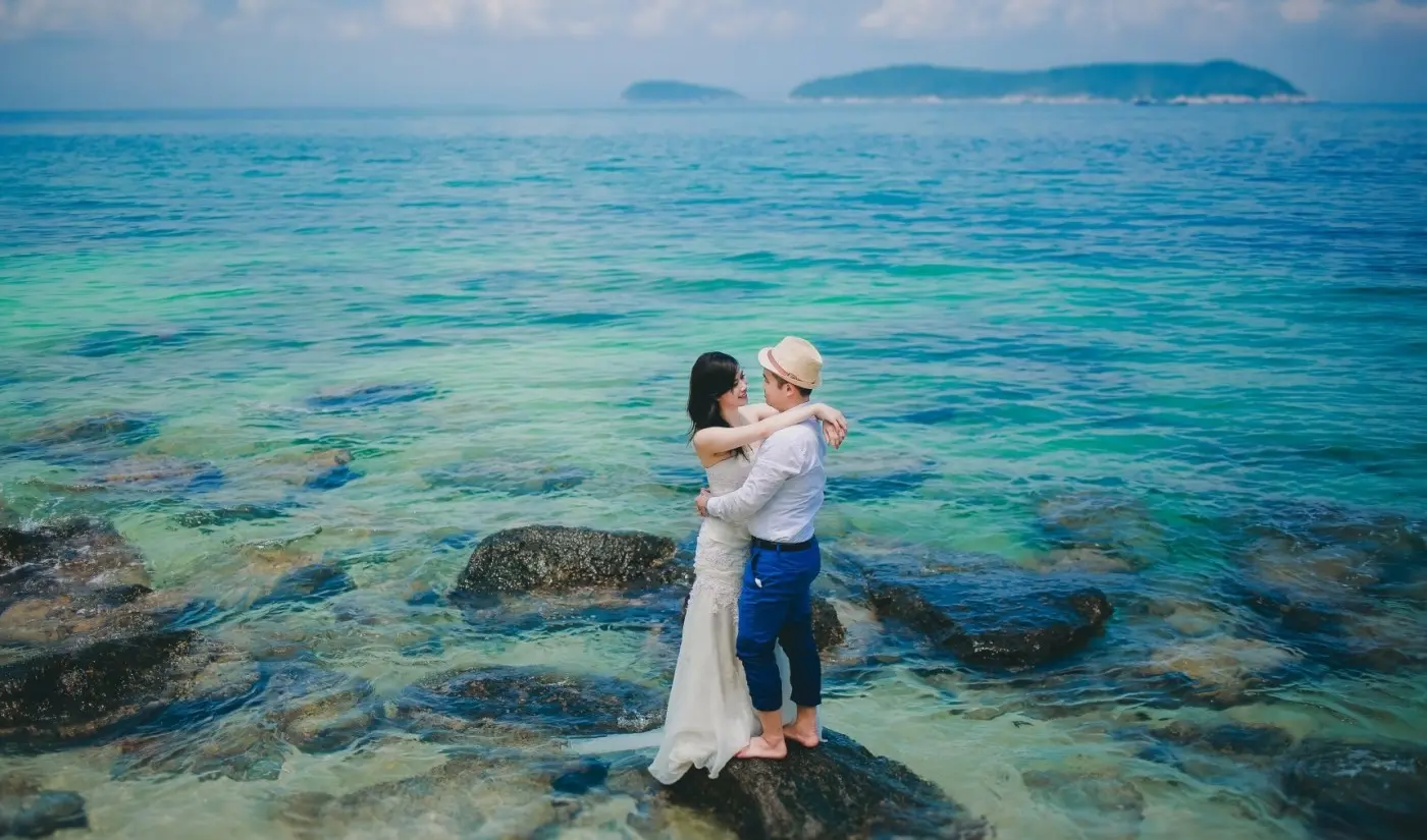 Một ng&agrave;y h&oacute;a th&acirc;n th&agrave;nh người con của biển cả v&agrave; lặn ngắm san h&ocirc; tại C&ugrave; Lao Ch&agrave;m 4