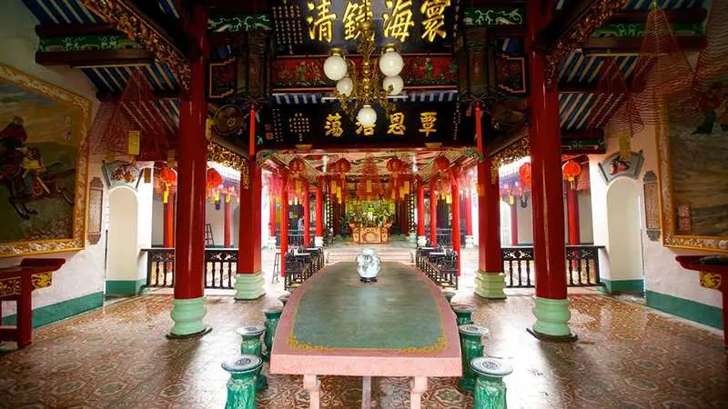 Nửa ng&agrave;y kh&aacute;m ph&aacute; phố cổ Hội An với nhiều trải nghiệm th&uacute; vị 7