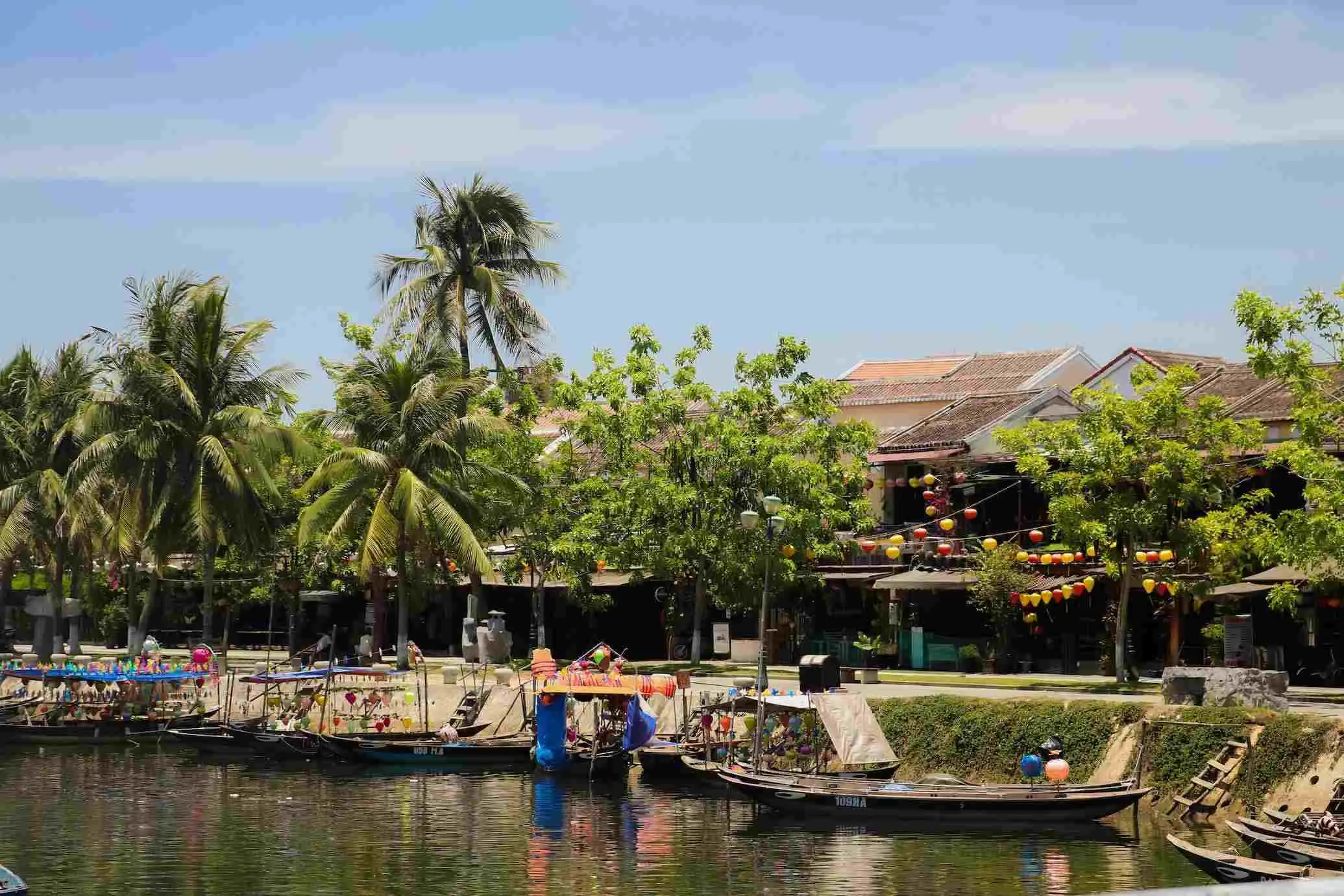 Trải nghiệm đi thuyền tr&ecirc;n s&ocirc;ng Thu Bồn si&ecirc;u th&uacute; vị 3