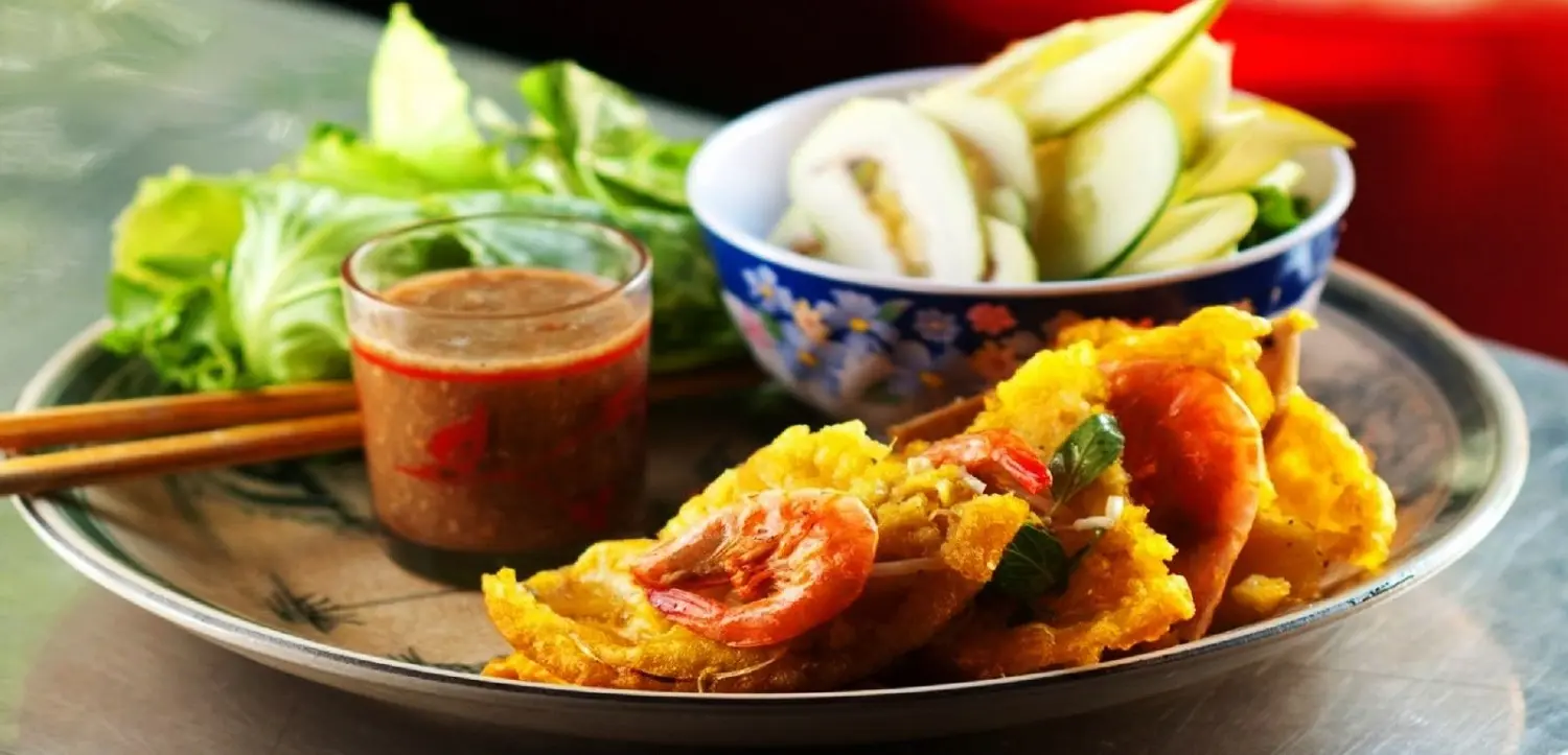 Bánh khoái Đinh Tiên Hoàng - Cảm nhận vị ngon bánh khoái xứ Huế 40 năm tuổi