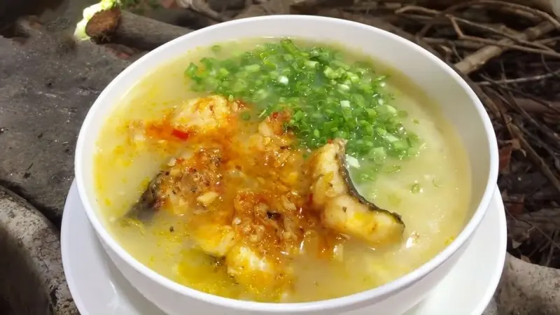 B&aacute;nh canh c&aacute; l&oacute;c &ndash; M&oacute;n ăn d&acirc;n d&atilde; kh&ocirc;ng thể thiếu của người d&acirc;n xứ Huế 19