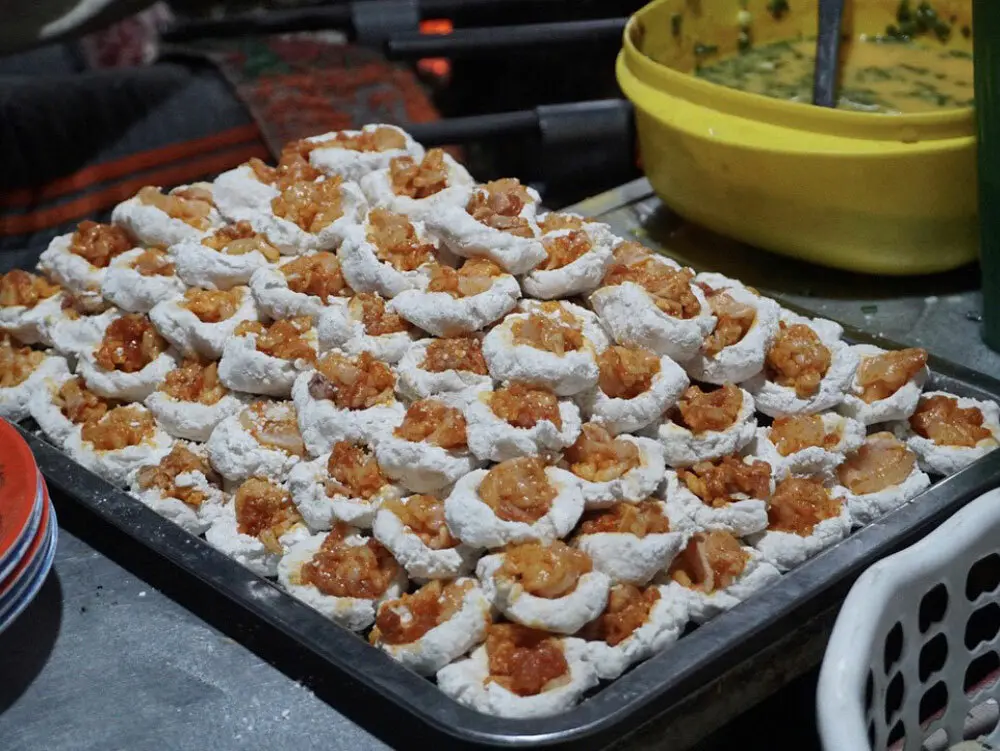Bánh ép - Món ăn lạ miệng của xứ Huế làm say lòng bao thực khách 5