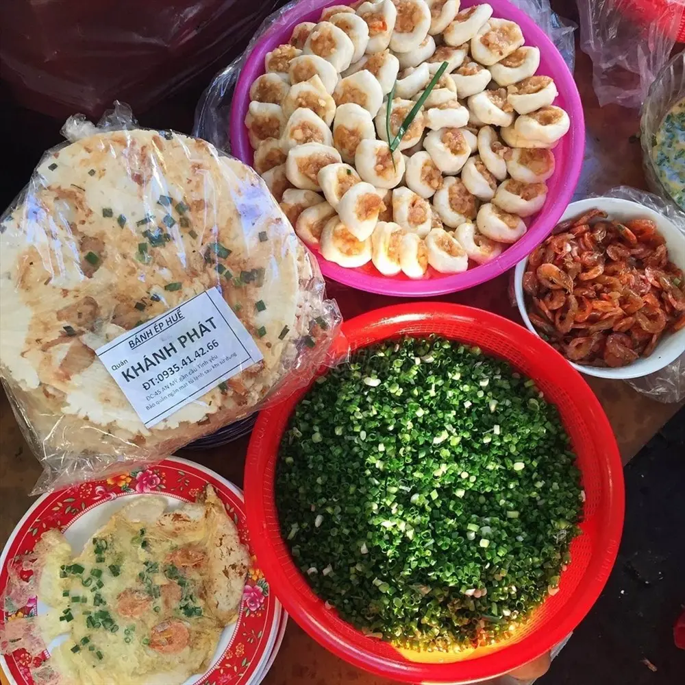 Bánh ép - Món ăn lạ miệng của xứ Huế làm say lòng bao thực khách 6