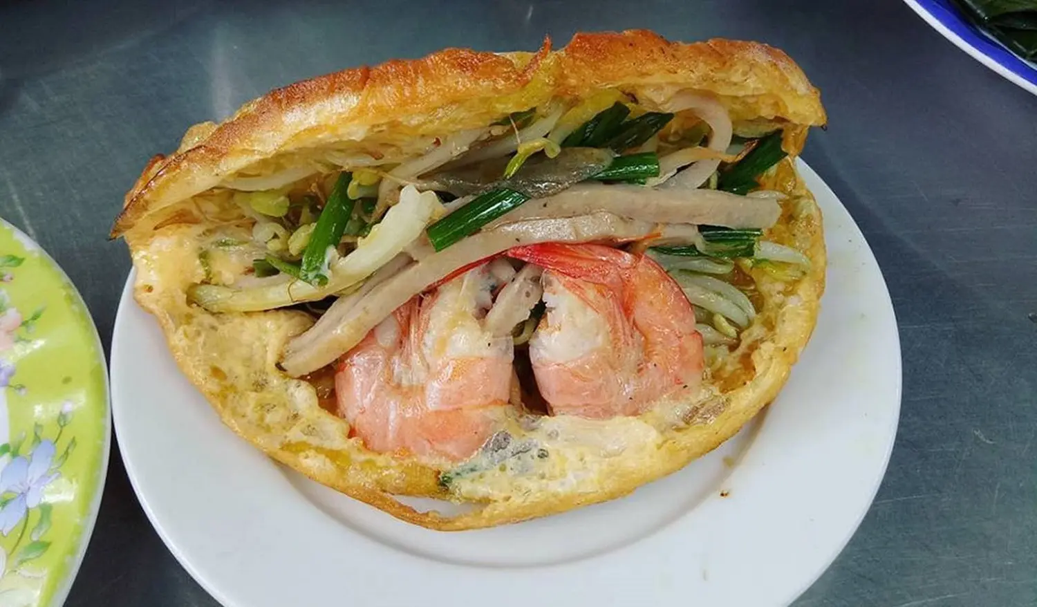 B&aacute;nh kho&aacute;i Lạc Thiện &ndash; Vị ngon đặc biệt nổi tiếng khắp xứ Huế 4