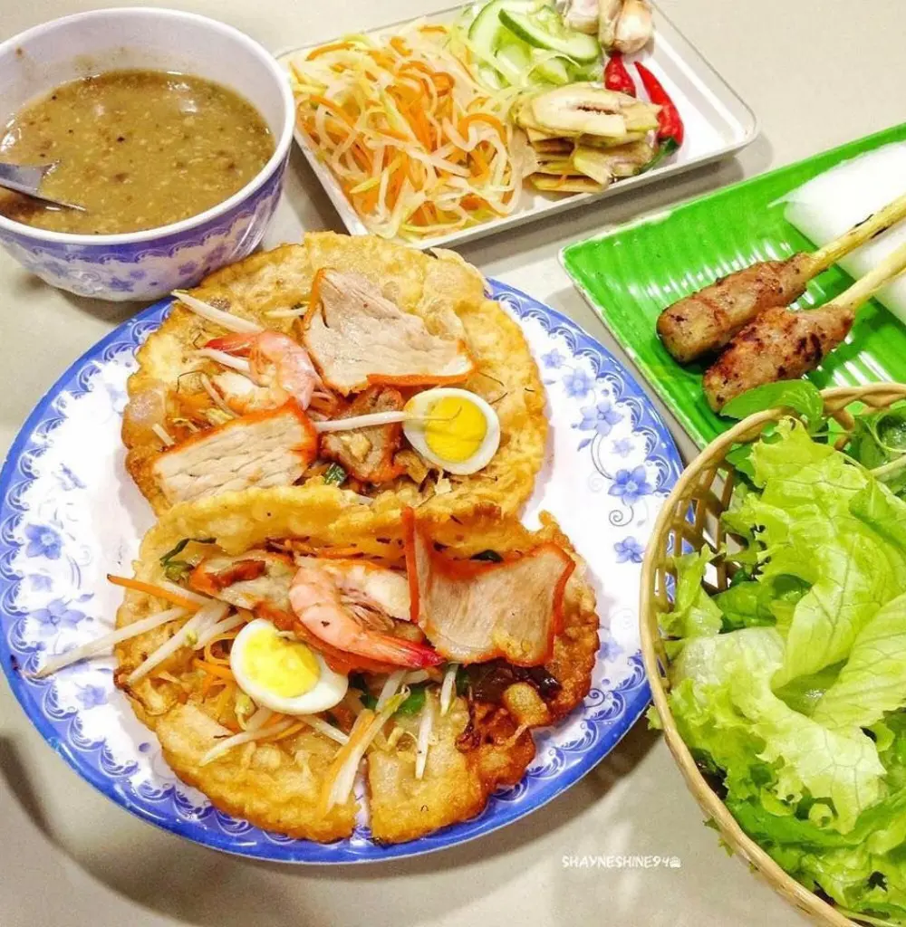 B&aacute;nh kho&aacute;i - Xi&ecirc;u l&ograve;ng trước m&oacute;n ngon đặc trưng hương vị xứ Huế 2