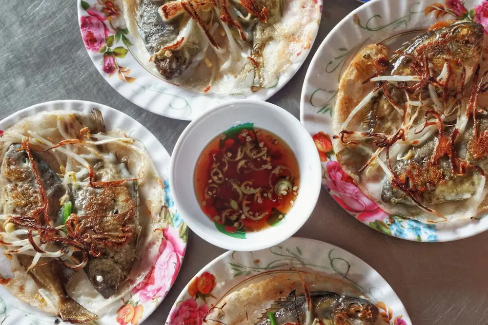 B&aacute;nh x&egrave;o c&aacute; k&igrave;nh l&agrave;ng Chuồn &ndash; B&aacute;nh x&egrave;o c&oacute; nguy&ecirc;n con c&aacute; lạ hen? 2