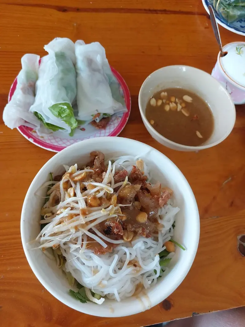 Bỏ t&uacute;i 8 qu&aacute;n b&aacute;nh ướt Huế ngon nức tiếng, ăn l&agrave; ghiền 8