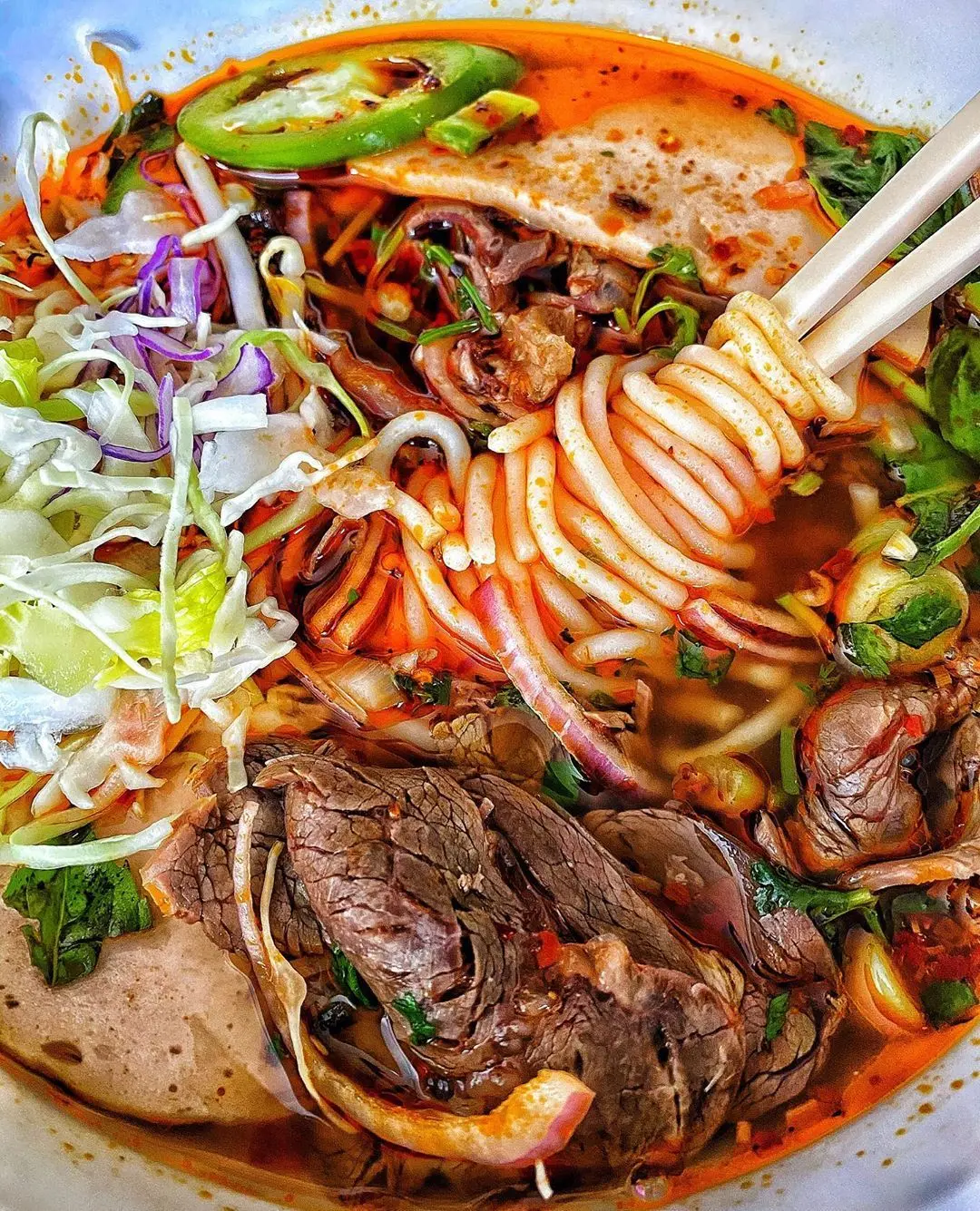B&uacute;n b&ograve; Huế - 'N&agrave;ng thơ' của ẩm thực cố đ&ocirc; 6