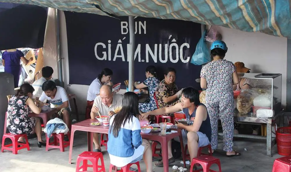 B&uacute;n giấm nuốc - Hương vị của mảnh đất Cố đ&ocirc; 8