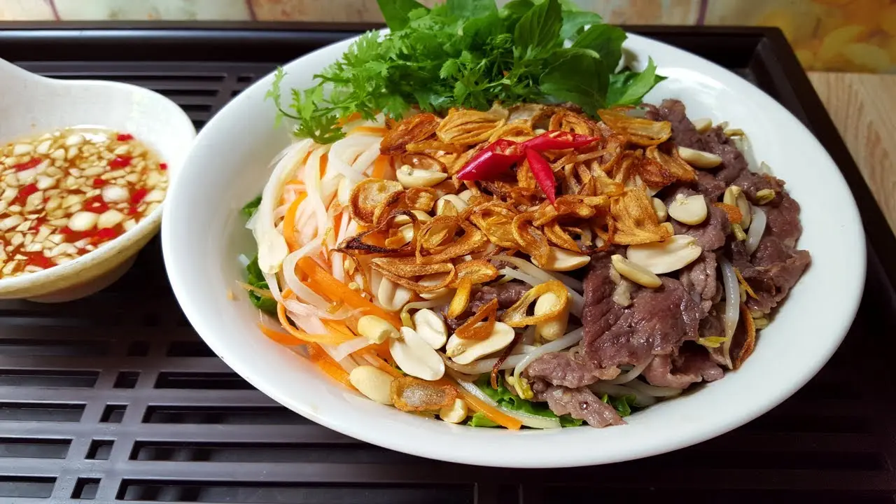 B&uacute;n trộn Huế - Hương vị chua chua ngọt ngọt đậm đ&agrave; thơm ngon 2