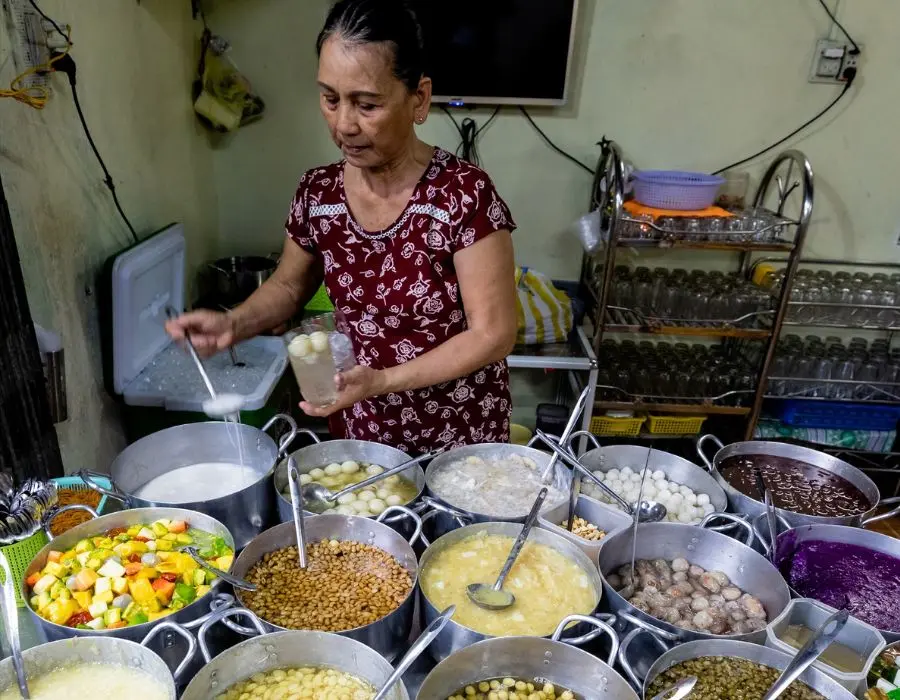 C&aacute;c loại ch&egrave; Huế v&agrave; những qu&aacute;n ngon m&agrave; bạn phải thử 7
