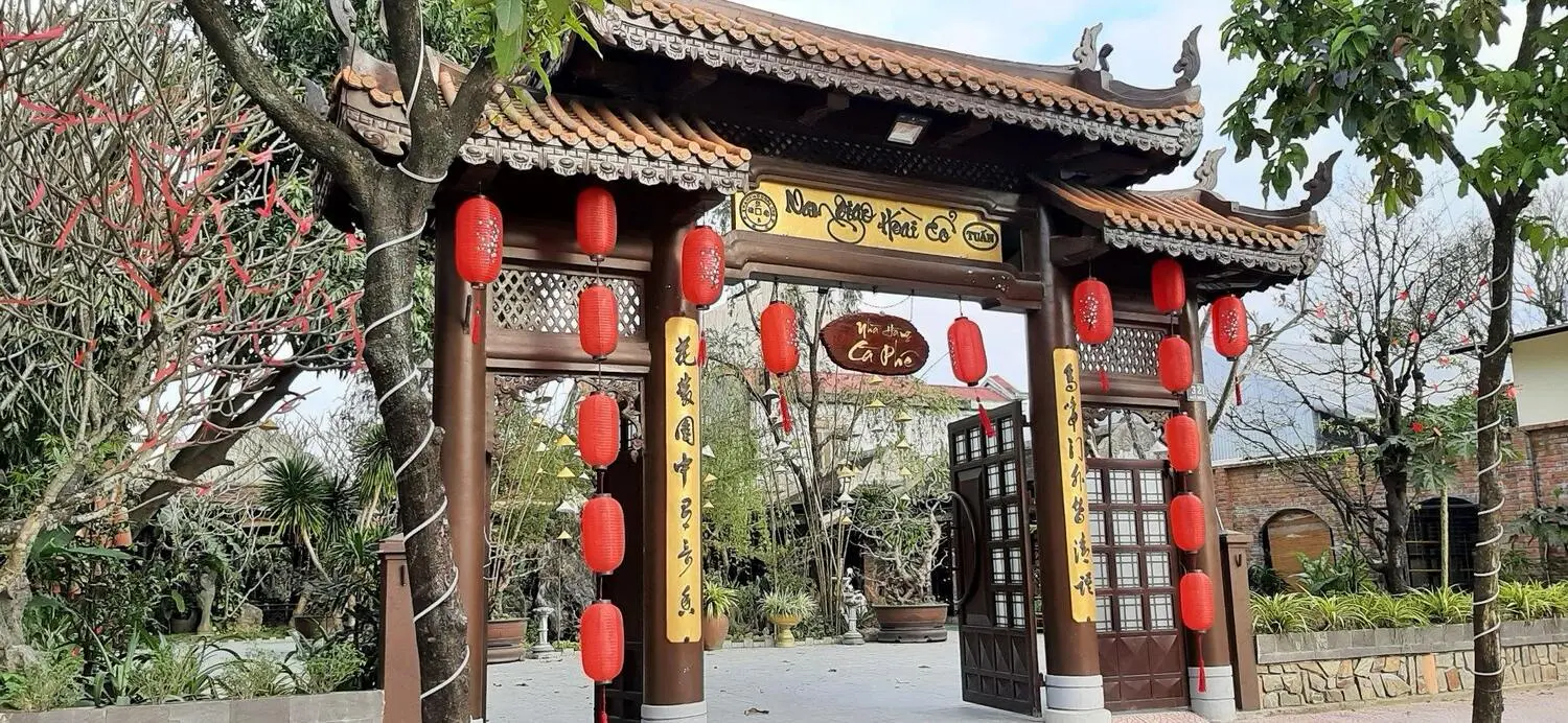 Cafe Nam Giao Ho&agrave;i Cổ - Qu&aacute;n c&agrave; ph&ecirc; cổ k&iacute;nh giữa l&ograve;ng cố đ&ocirc; Huế 4
