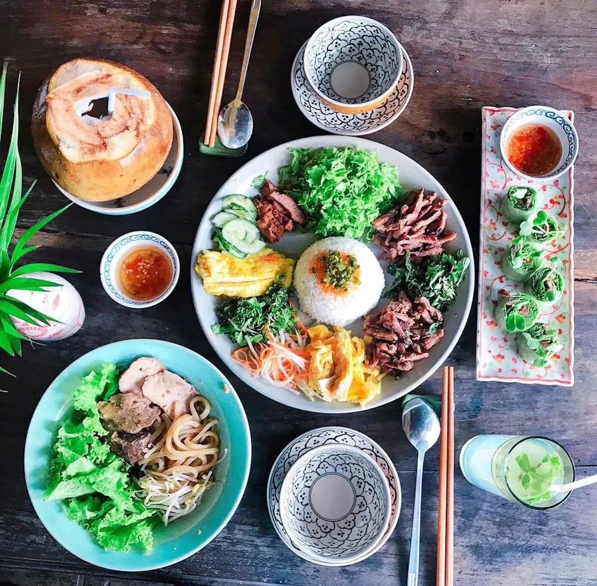 Cơm &Acirc;m Phủ Huế: Tinh hoa ẩm thực cố đ&ocirc; với c&aacute;i t&ecirc;n ma mị 10