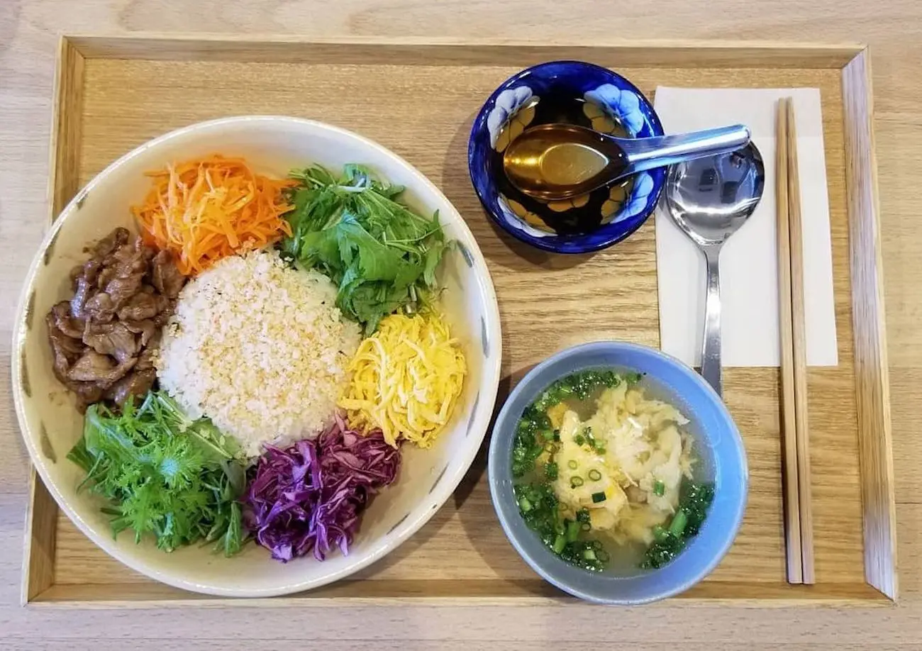 Cơm &Acirc;m Phủ Huế: Tinh hoa ẩm thực cố đ&ocirc; với c&aacute;i t&ecirc;n ma mị 2