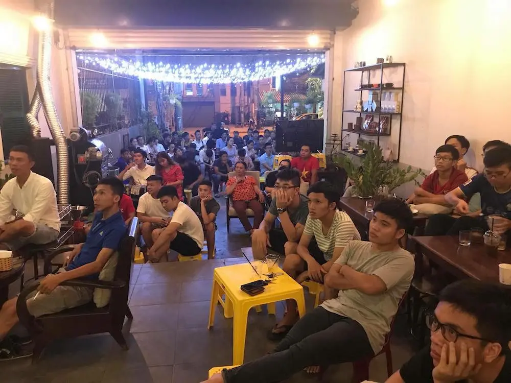 Để Lam Cafe thổi v&agrave;o Cố Đ&ocirc; th&acirc;n y&ecirc;u l&agrave;n gi&oacute; giản dị 15
