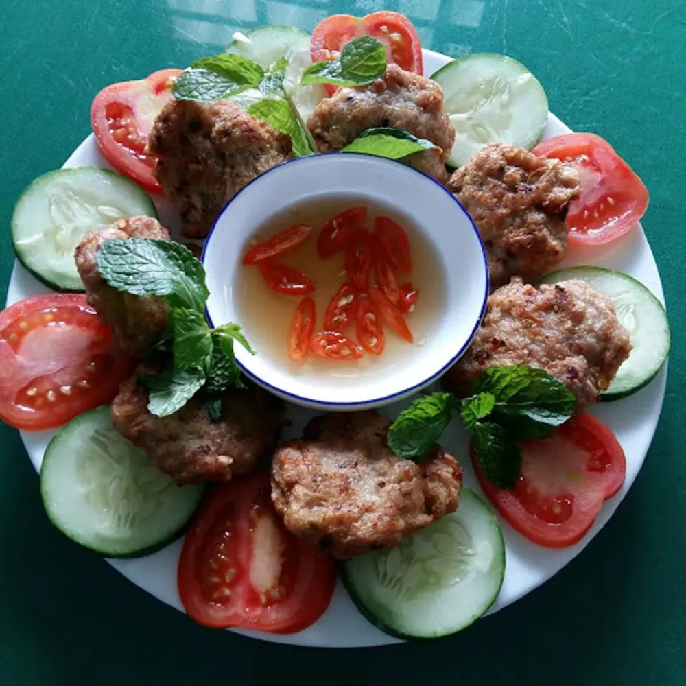Đến Huế thưởng thức nh&aacute;i đồng - Đặc sản xứ Huế mỗi khi Xu&acirc;n về 6