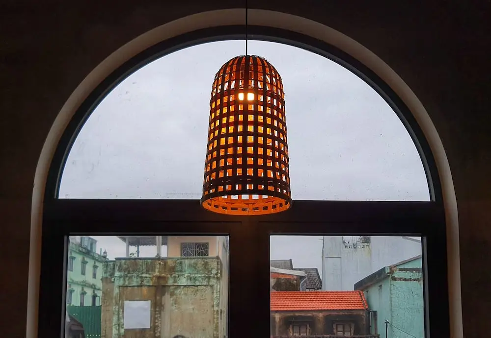 Dịch kh&ocirc;ng vi vu nước ngo&agrave;i được th&igrave; gh&eacute; Quinoa Caf&eacute; để c&oacute; ảnh check-in như ở trời T&acirc;y 19
