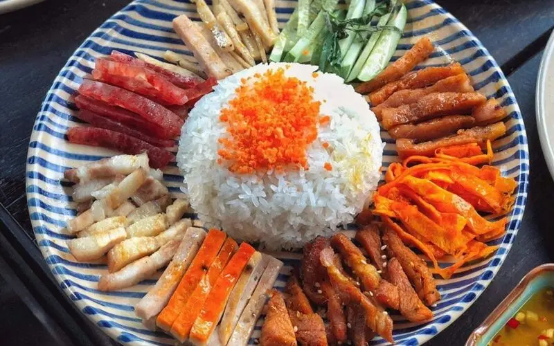Điểm danh những m&oacute;n ngon Huế nức l&ograve;ng c&aacute;c t&iacute;n đồ y&ecirc;u ẩm thực 5