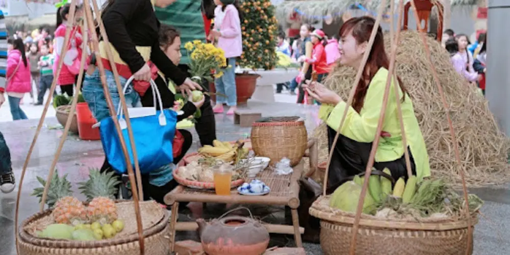 Hội chợ xu&acirc;n Gia Lạc - Kh&aacute;m ph&aacute; lễ hội đầu xu&acirc;n nhộn nhịp tại th&agrave;nh phố cổ 7