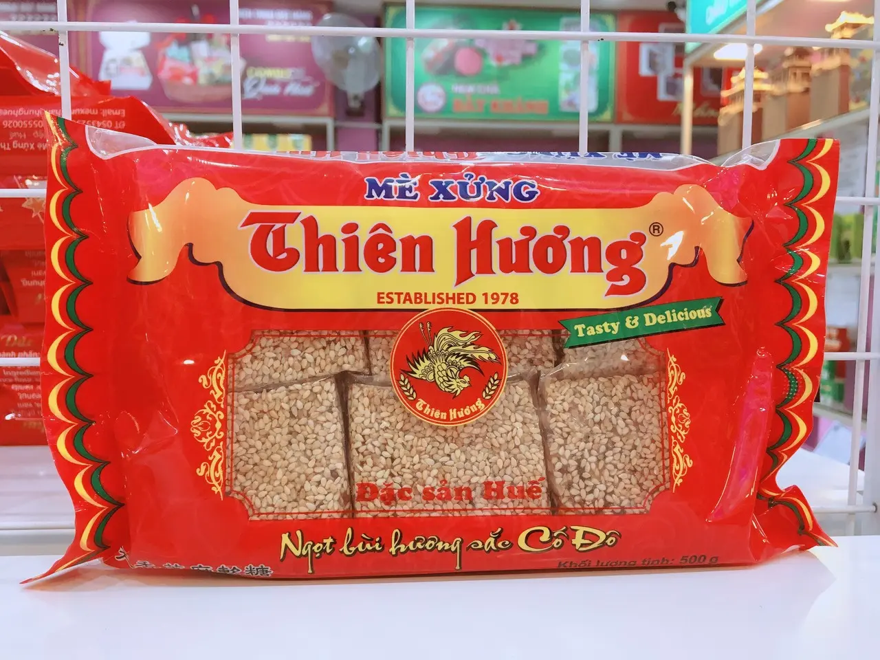 Kẹo M&egrave; xửng Huế - Đặc sản đậm đ&agrave; bản sắc hương vị cố đ&ocirc; 10