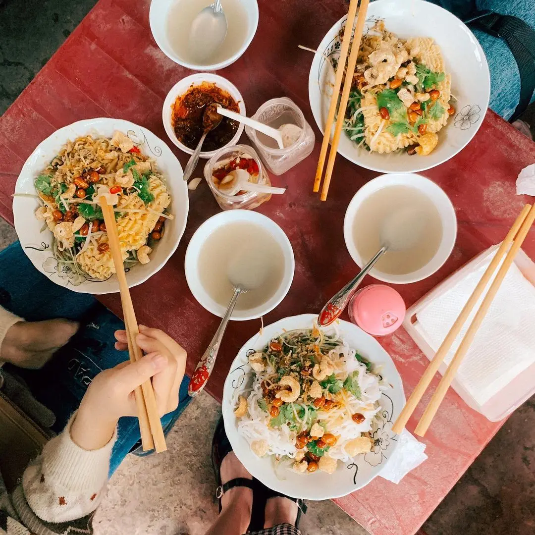 Khởi động ng&agrave;y mới b&igrave;nh dị với c&aacute;c m&oacute;n ăn s&aacute;ng Huế 7