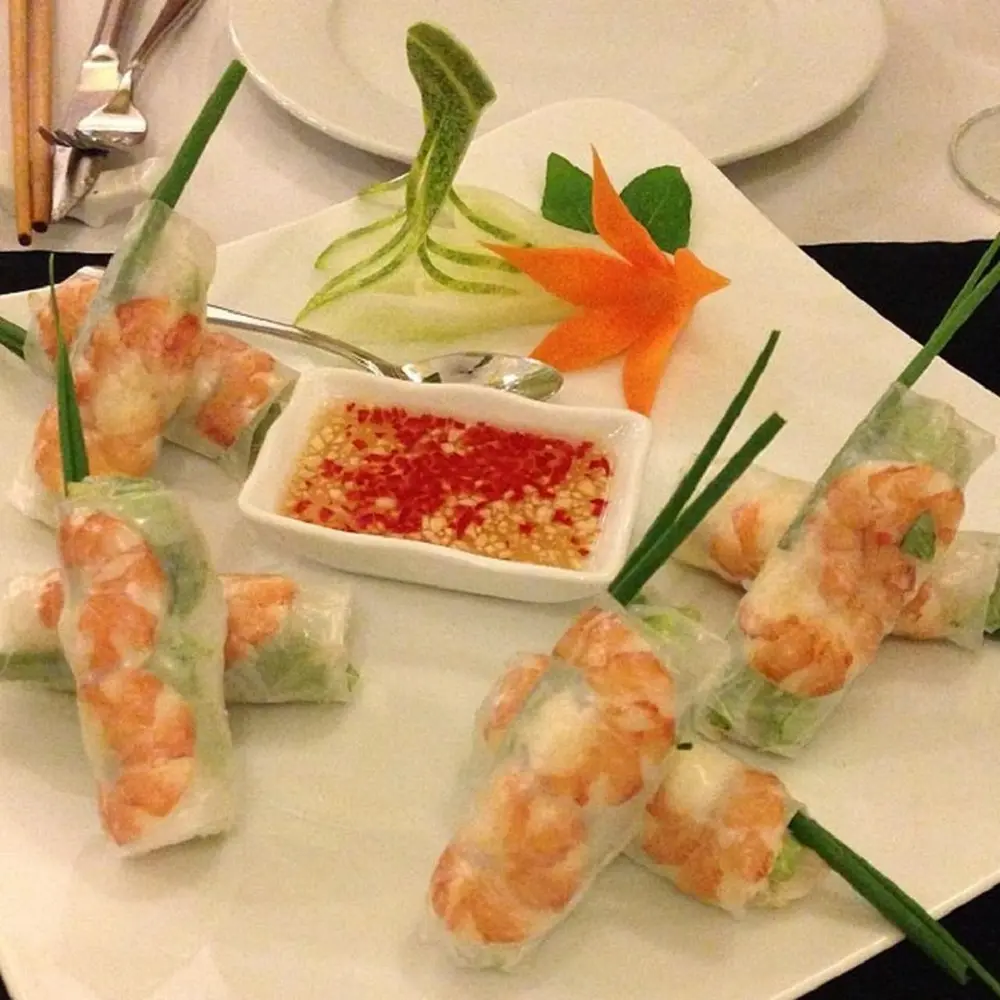 Les Jardins De La Carambole - Nh&agrave; h&agrave;ng mang đậm n&eacute;t kiến tr&uacute;c Ph&aacute;p tại Huế 5