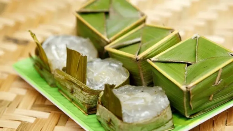 Ngọt b&ugrave;i, dẻo thơm hương vị b&aacute;nh xu x&ecirc; g&oacute;i l&aacute; dừa đặc sản Huế 2