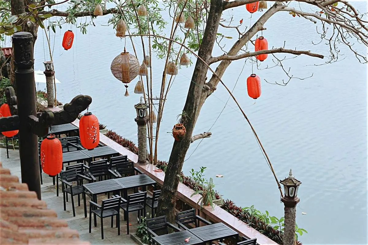 Nồng n&agrave;n nỗi nhớ Vỹ Dạ Xưa với khung cảnh mang vẻ đẹp ho&agrave;i niệm xưa cũ 9