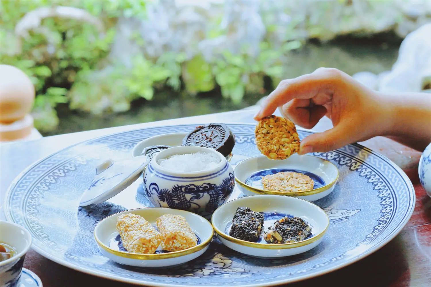 Nồng n&agrave;n nỗi nhớ Vỹ Dạ Xưa với khung cảnh mang vẻ đẹp ho&agrave;i niệm xưa cũ 17