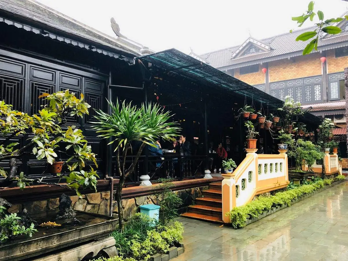 Nồng n&agrave;n nỗi nhớ Vỹ Dạ Xưa với khung cảnh mang vẻ đẹp ho&agrave;i niệm xưa cũ 10