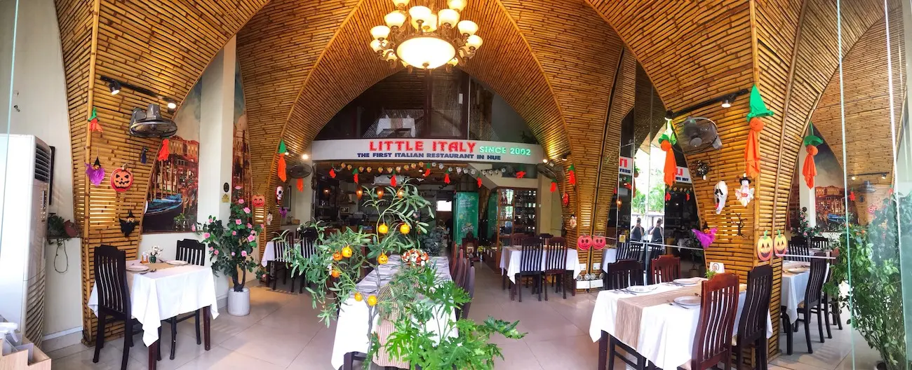 &Ocirc; k&igrave;a Little Italy Restaurant &ndash; Nh&agrave; h&agrave;ng &Yacute; đầu ti&ecirc;n ở Huế 2