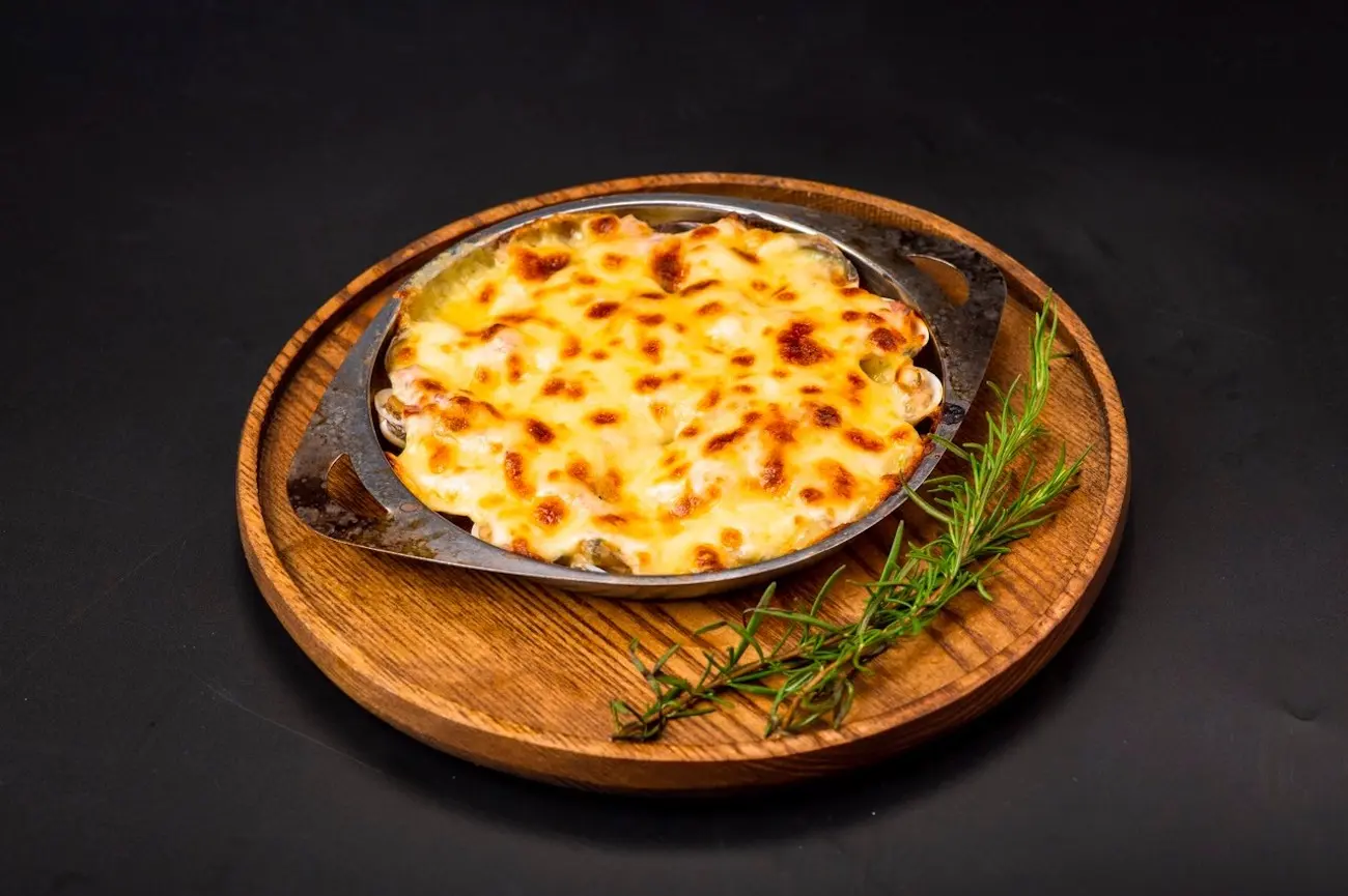 &Ocirc; k&igrave;a Little Italy Restaurant &ndash; Nh&agrave; h&agrave;ng &Yacute; đầu ti&ecirc;n ở Huế 5
