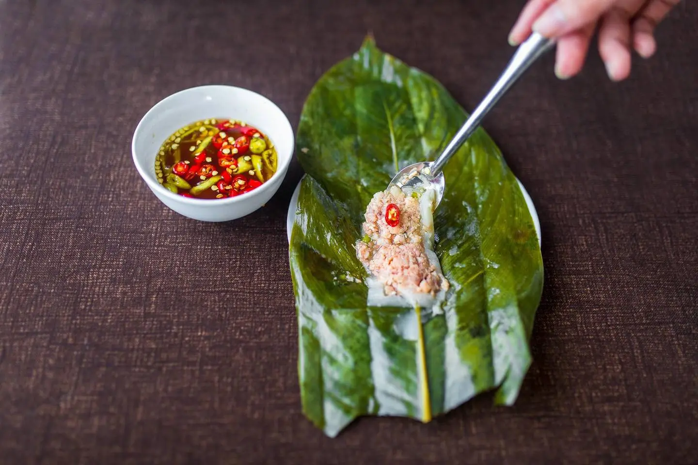 Qu&aacute;n B&aacute;nh B&agrave; Chi 1964 - Hương vị Huế nồng đượm trong từng chiếc b&aacute;nh 7