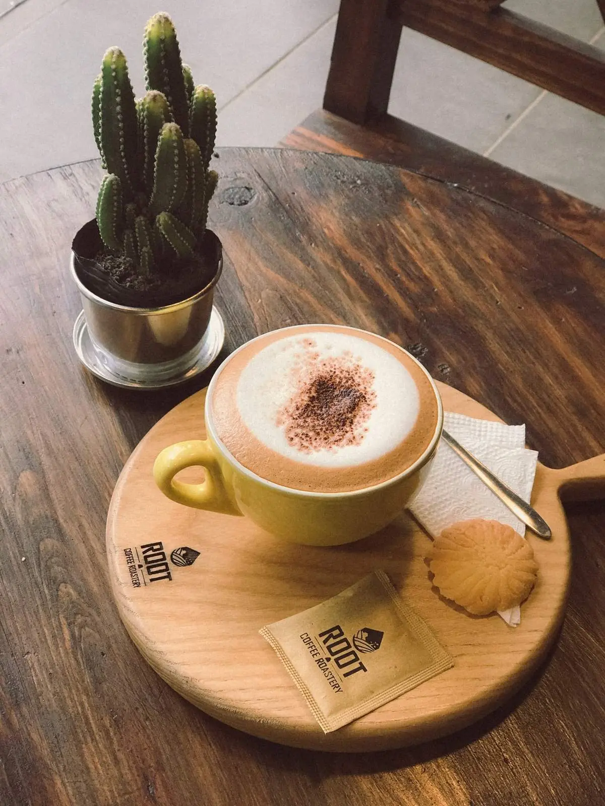 Root Cafe - Qu&aacute;n c&agrave; ph&ecirc; đậm chất nghệ sĩ giữa đất cố đ&ocirc; 8