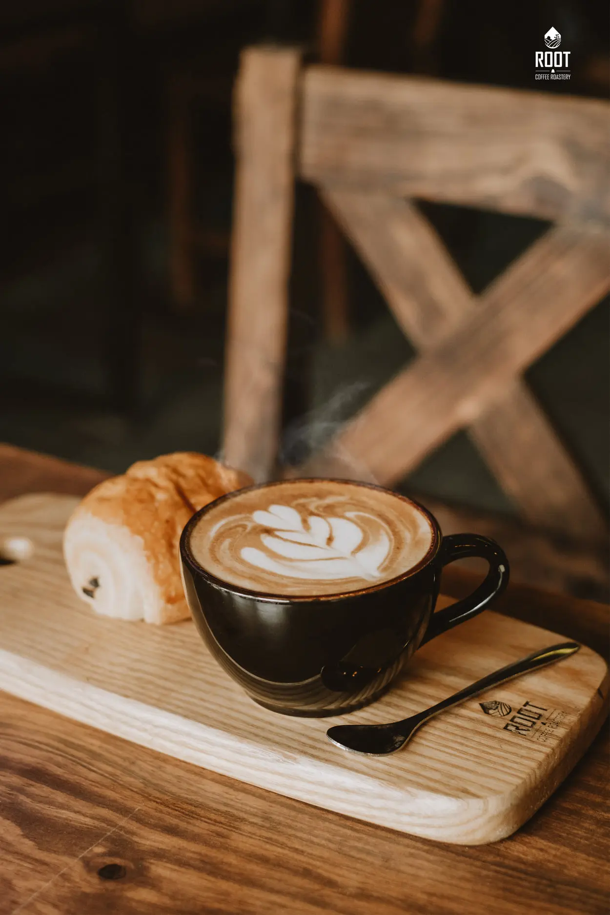 Root Cafe - Qu&aacute;n c&agrave; ph&ecirc; đậm chất nghệ sĩ giữa đất cố đ&ocirc; 3